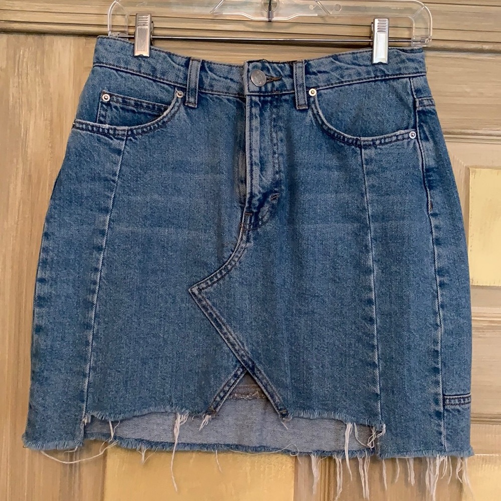 Lightly worn BDG jean skirt